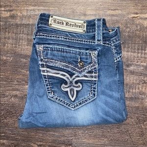 Rock revival size 32 Capri jeans